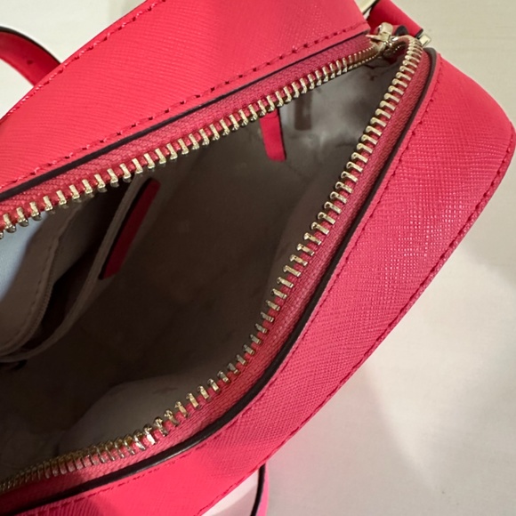 Kate Spade - Picture 2 of 2